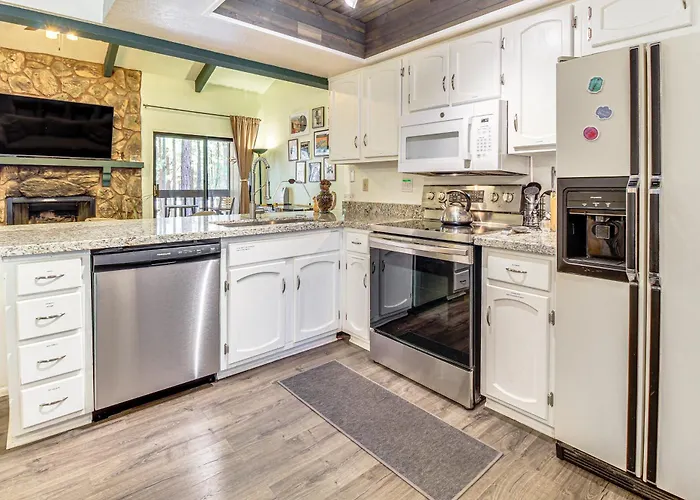 Family Getaway In Pinetop Golf Community Indian Pine